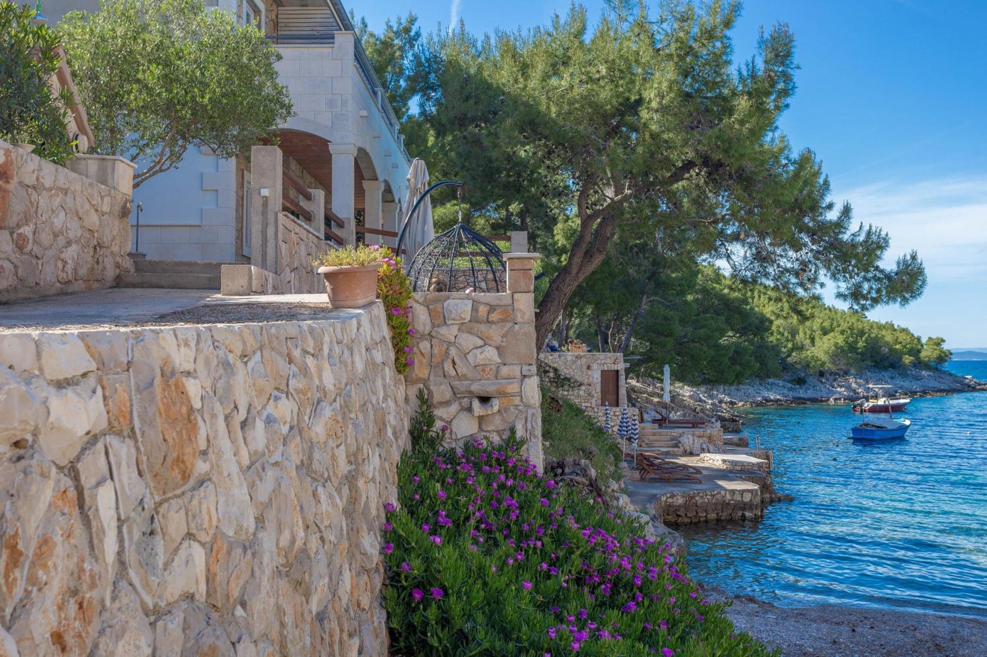 Apartment Zastupac 8761A Đảo Hvar Ngoại thất bức ảnh