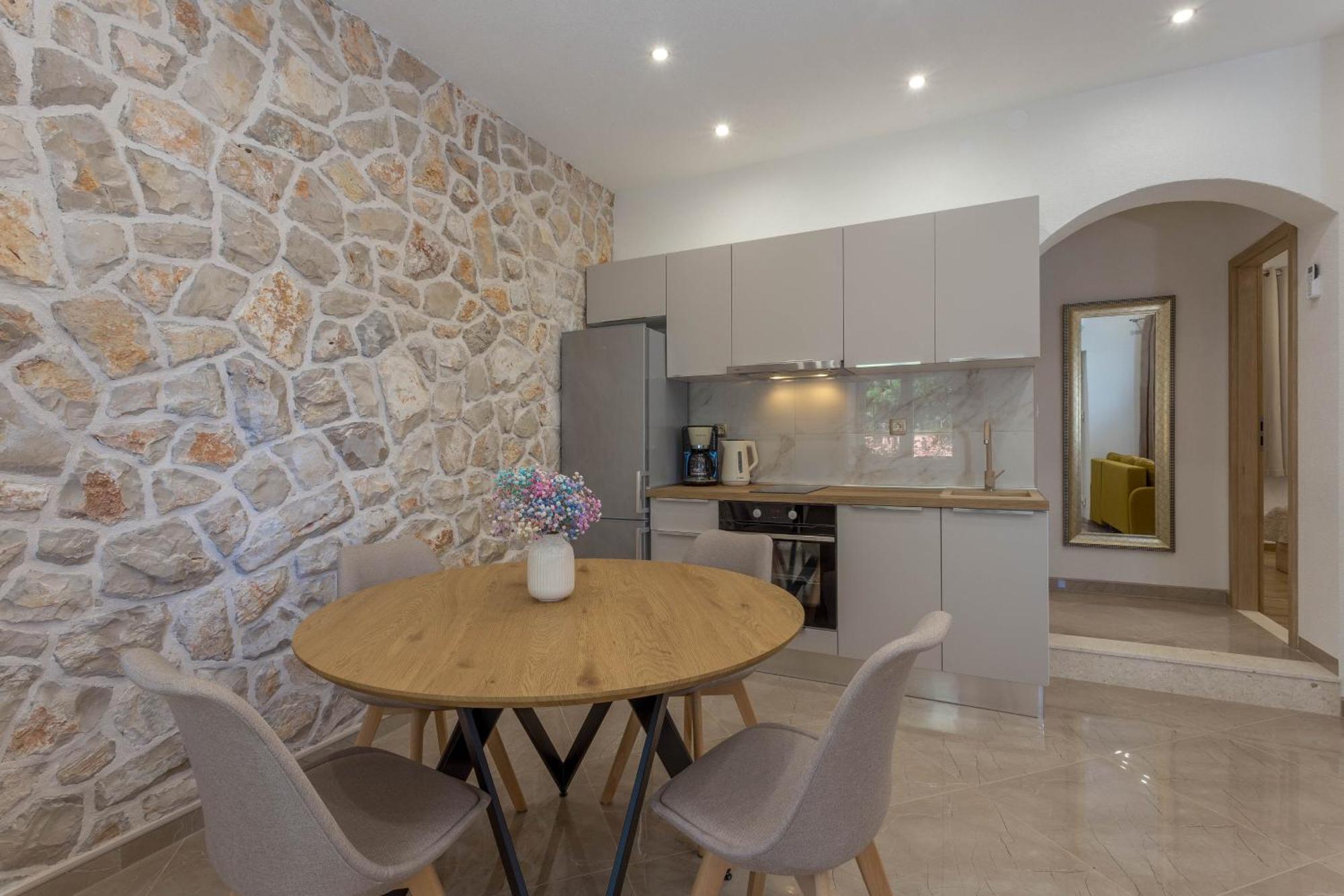 Apartment Zastupac 8761A Đảo Hvar Ngoại thất bức ảnh