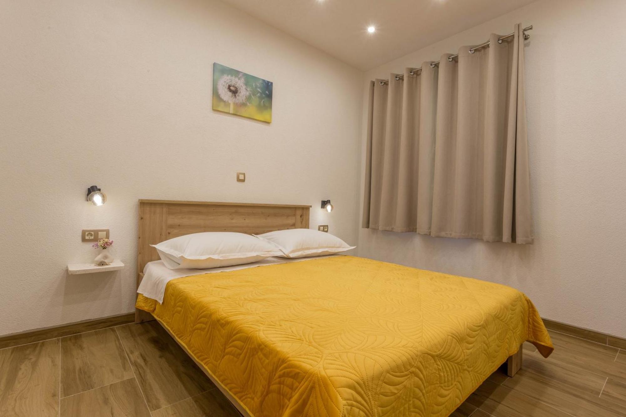 Apartment Zastupac 8761A Đảo Hvar Ngoại thất bức ảnh