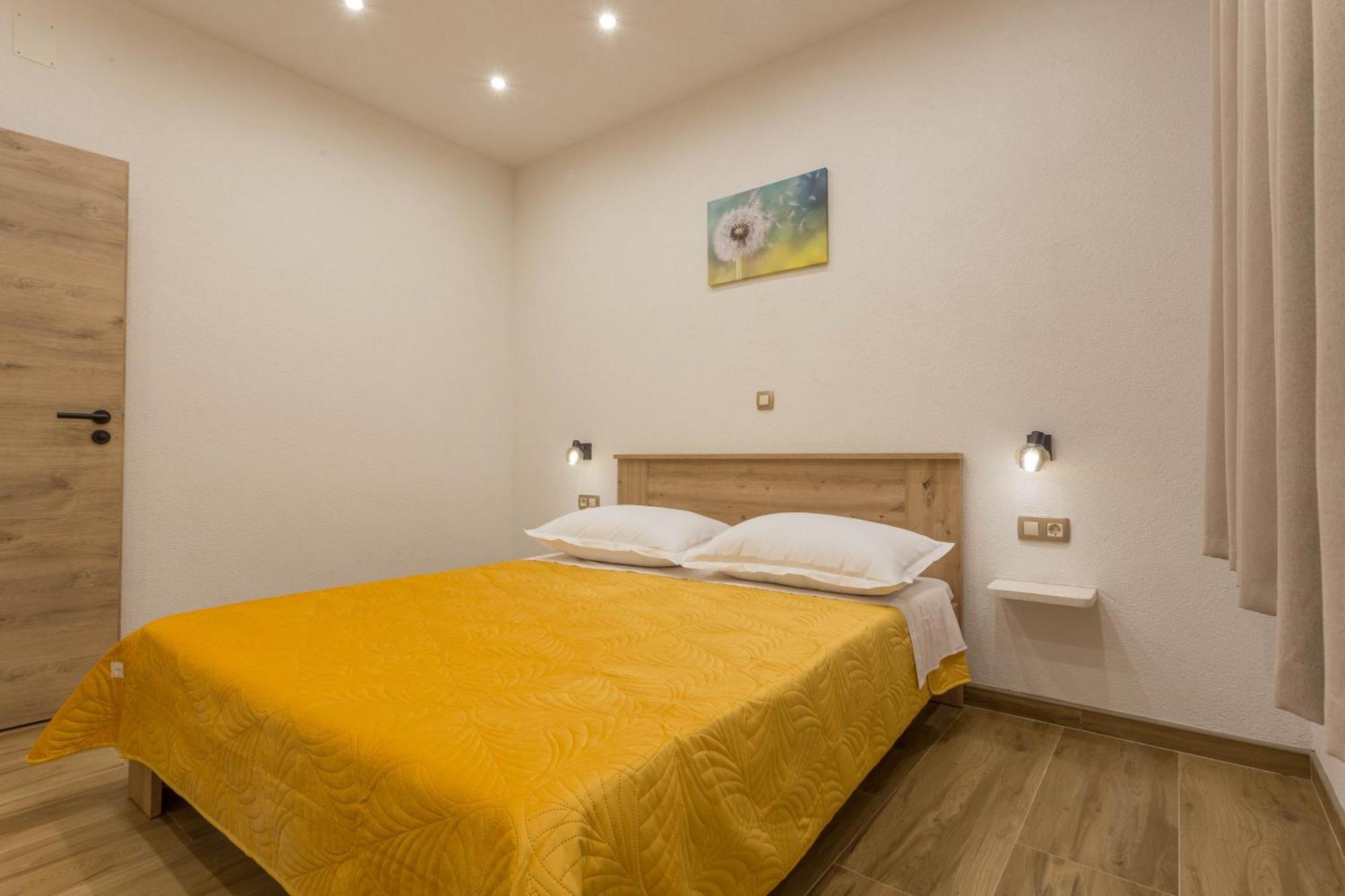 Apartment Zastupac 8761A Đảo Hvar Ngoại thất bức ảnh