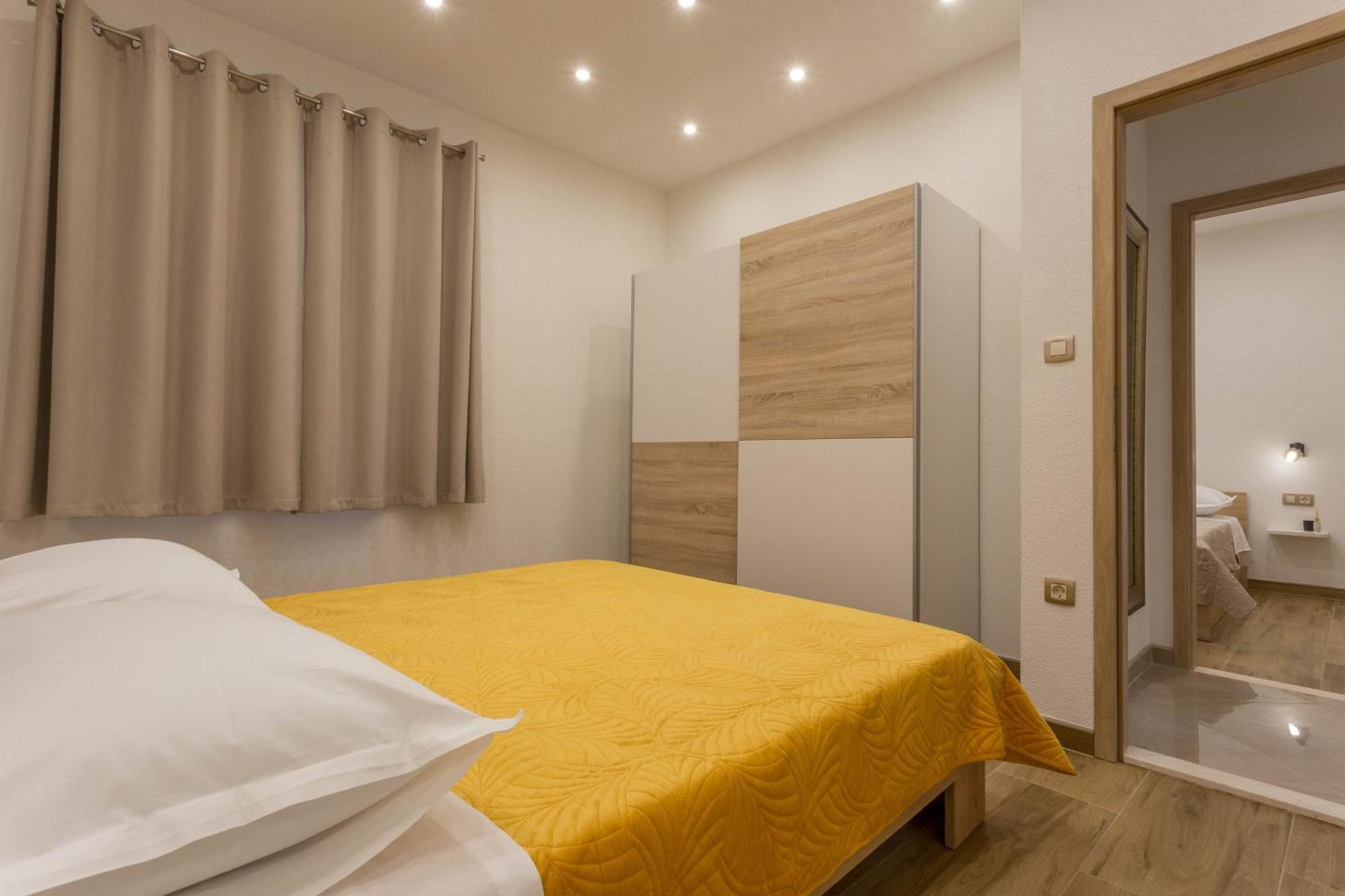Apartment Zastupac 8761A Đảo Hvar Ngoại thất bức ảnh
